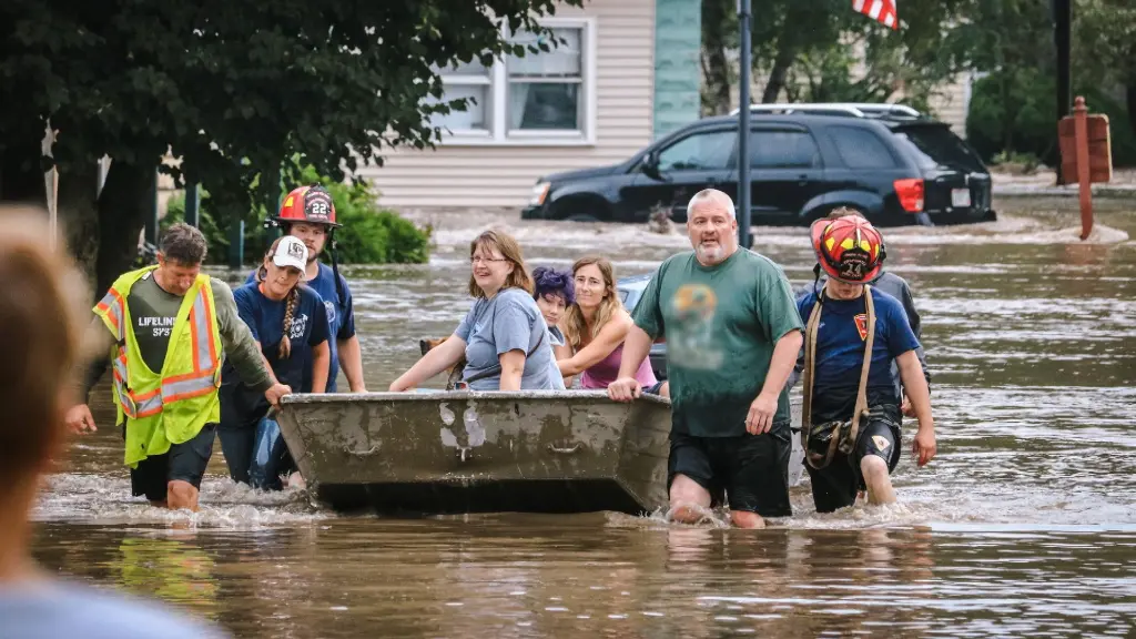 A 500-year flood encourages some everyday people to jump in and help save lives. Then when an apartment fire breaks out in Indiana, two members of the local police force jump in bravely to rescue someone in need.